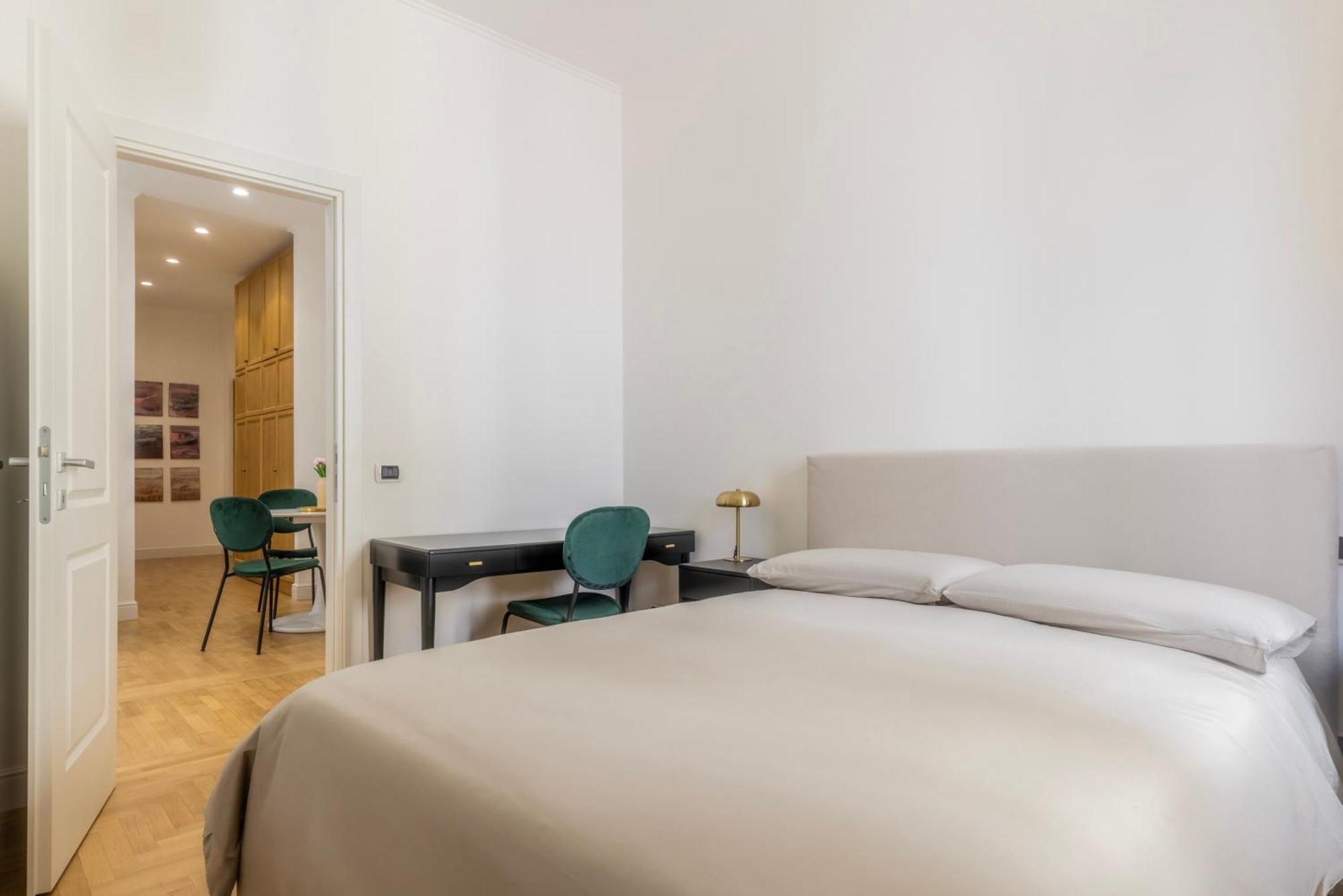 Suite23 , Apartment