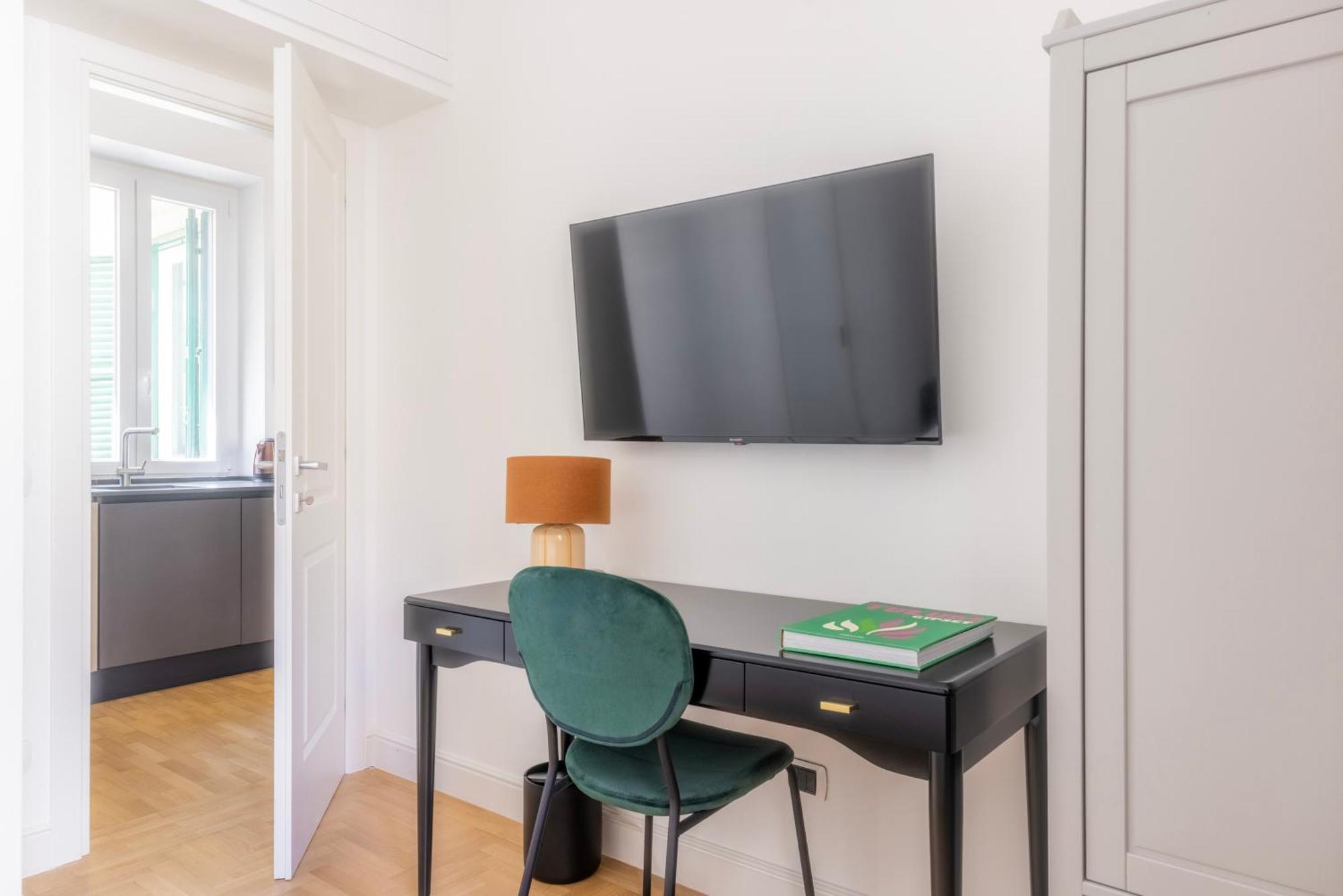 Suite23 , *